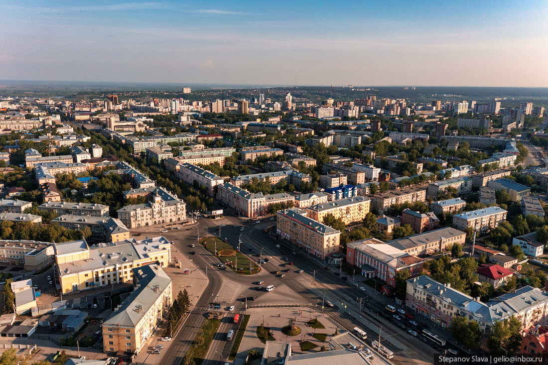 Барнаул с высоты, Площадь Октября