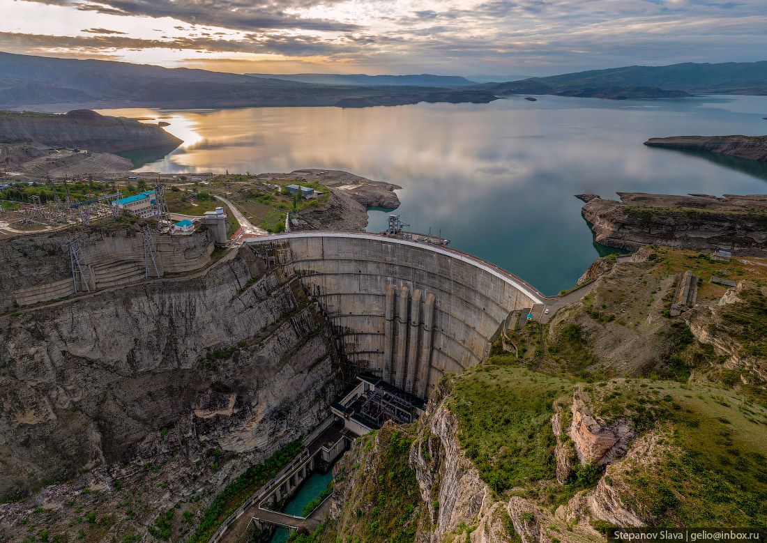 Чиркейская ГЭС — самая высокая арочная плотина в России 