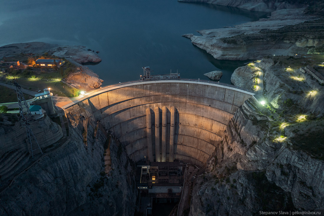 Чиркейская ГЭС — самая высокая арочная плотина в России 