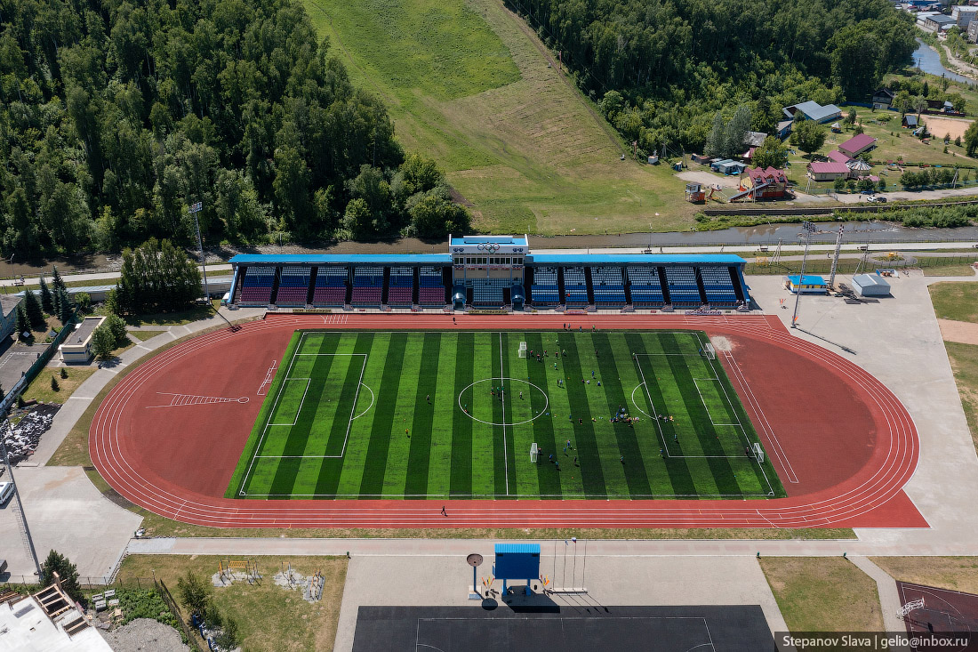 Горно-Алтайск, Стадион Спартак