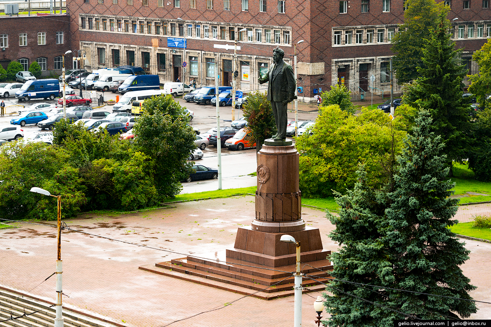 Сегодня в калининграде. Калининград центр города. Калининград центр города площадь. Калининград центр города памятник.