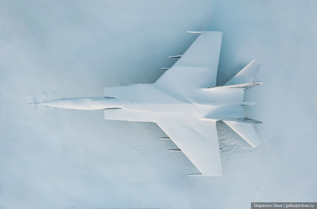 нижний новгород, миг-25, самолёт, под снегом