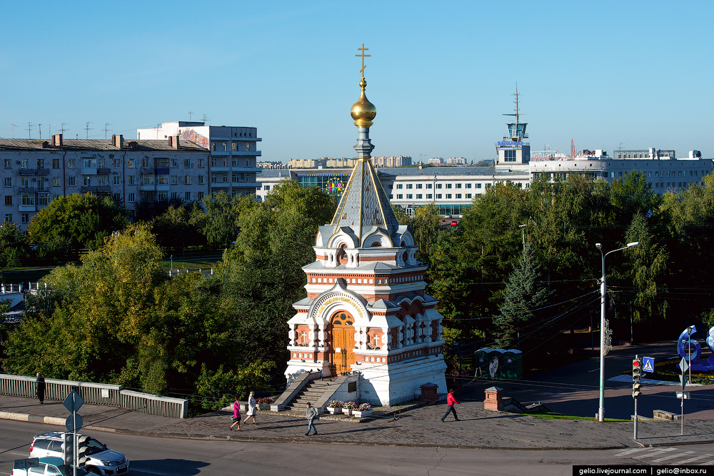 Без регистрации омск. Серафимо-Алексеевская часовня. Часовня Омск. Серафимо-Алексеевская часовня Омск фото. Часовня на Любинском Омск.