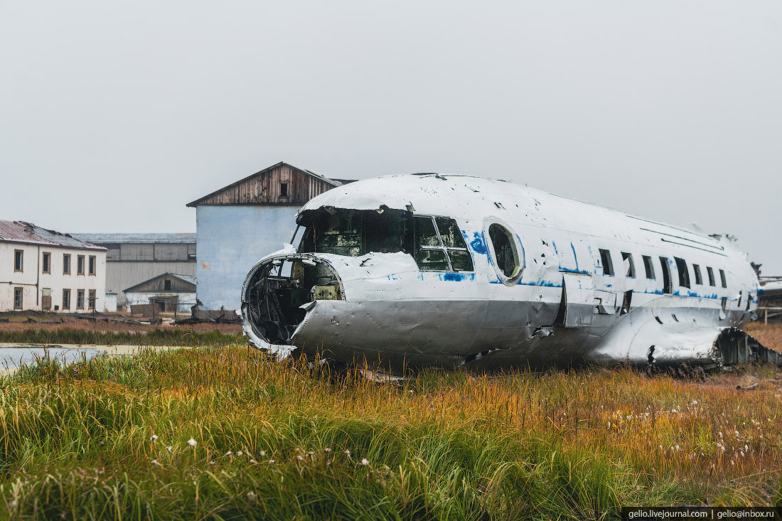 Апапельгино, самолёт Ил-14, заброшенные посёлки чукотки